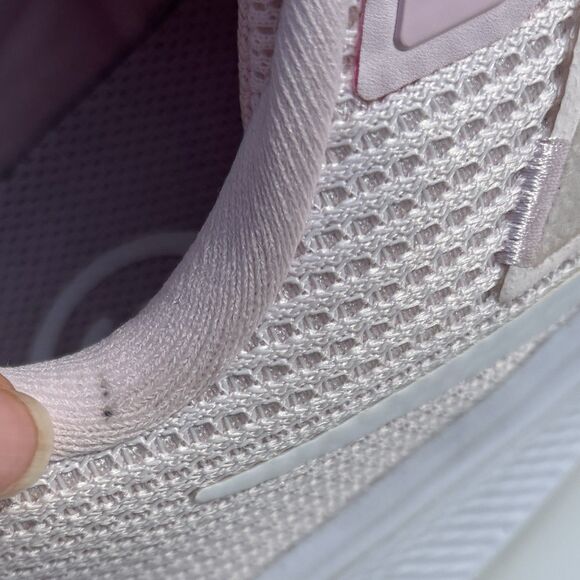 Nike Air Zoom Pegasus 40 Women's Size 8 Light Pink Sneakers Shoes DV3854 600 - Picture 9 of 10